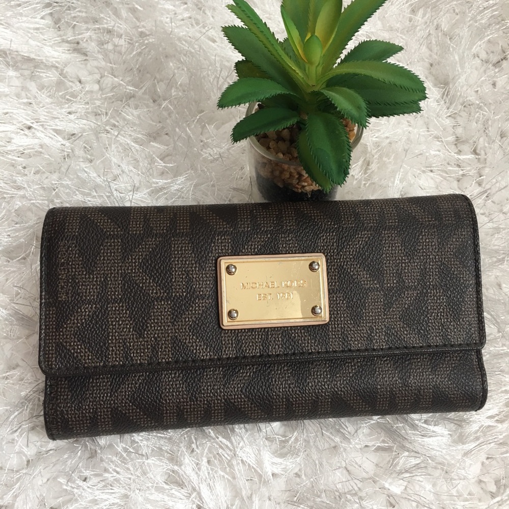 MICHAEL Kors trifold Wallet